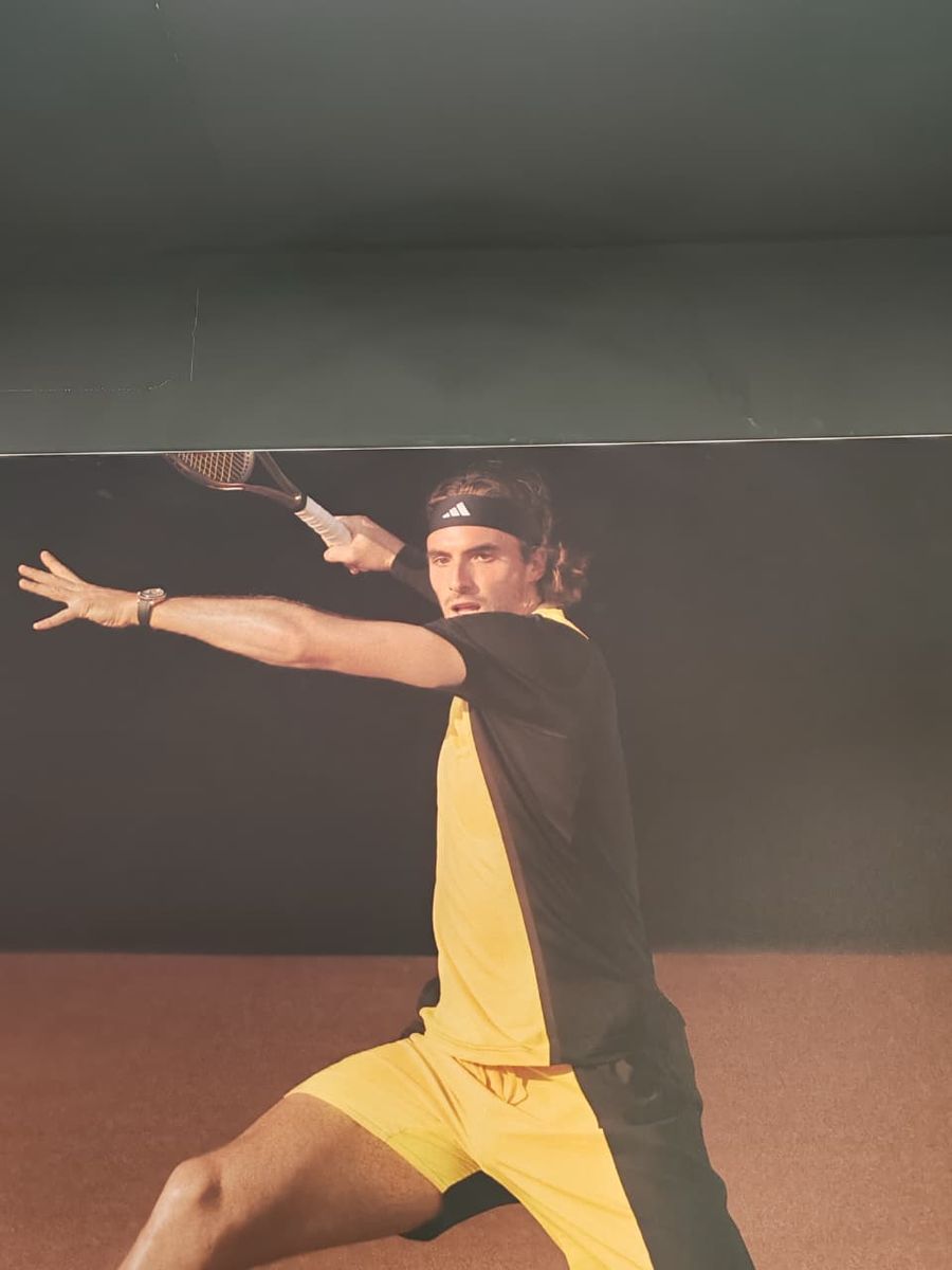 Mural de un tenista en el complejo de Roland Garros