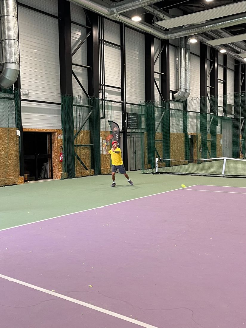 Jugadores de Sport Tennis en la temporada de tenis en Francia