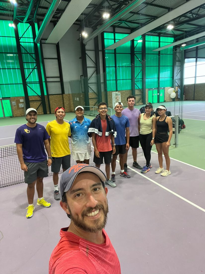 Jugadores de Sport Tennis en la temporada de tenis en Francia