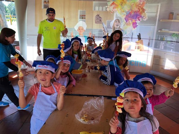 Niños del curso vacacional en la sede de Cajicá